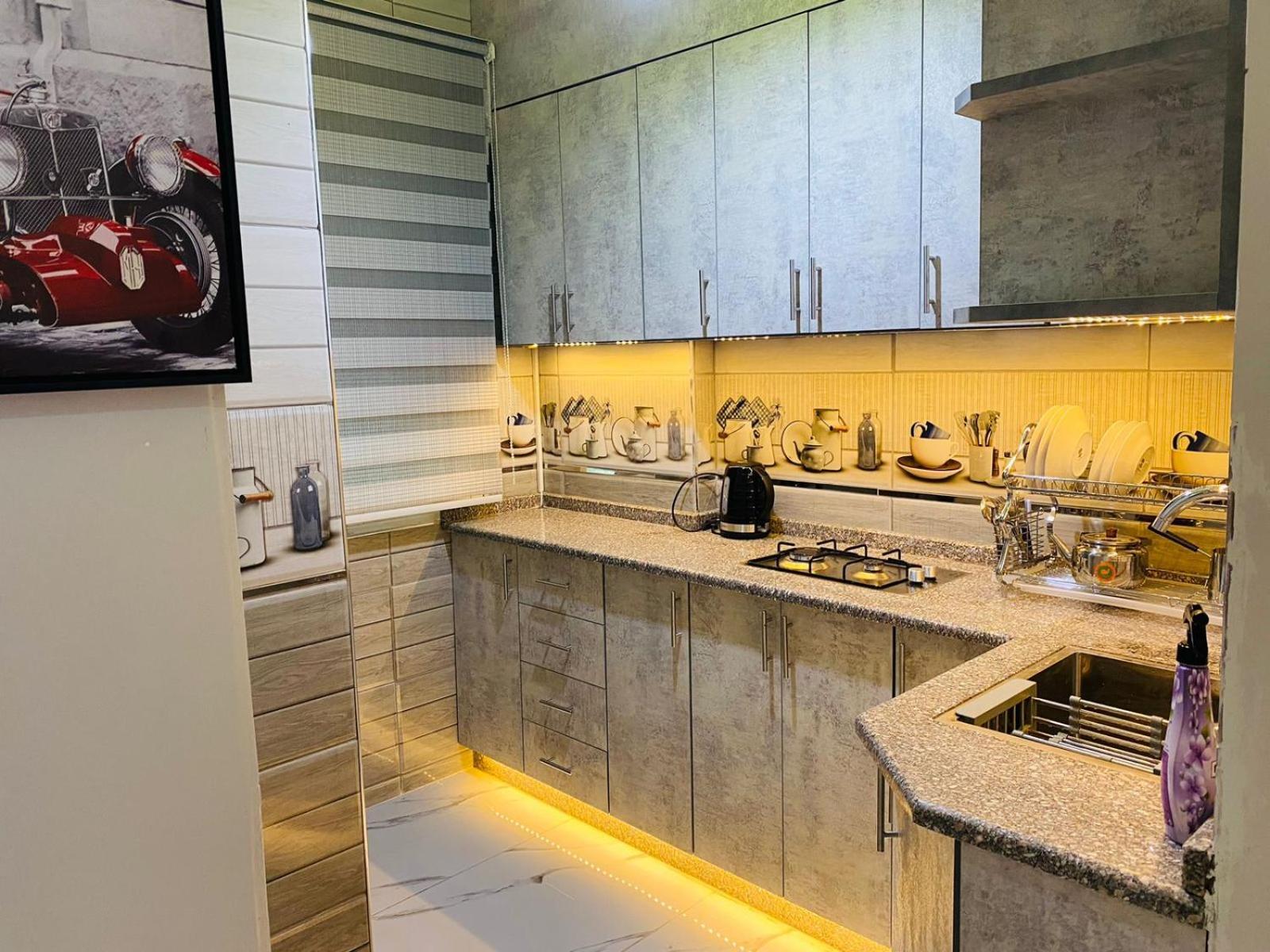 扎尔卡Al Seoudi Furnished Units公寓 客房 照片